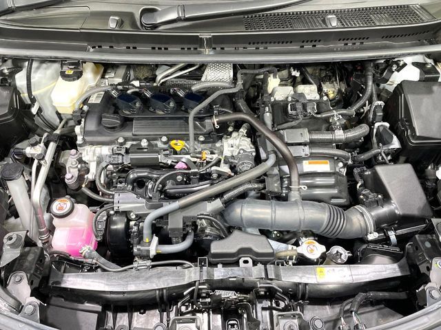 TOYOTA SIENTA HYBRID 2023