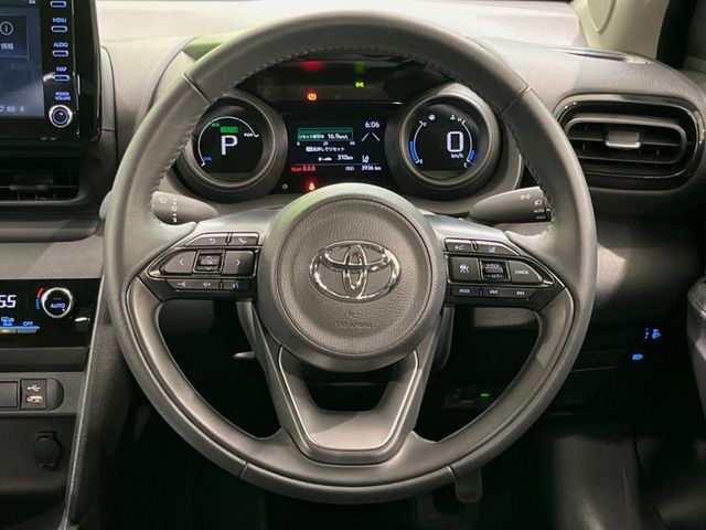 TOYOTA YARIS CROSS HYBRID 2023