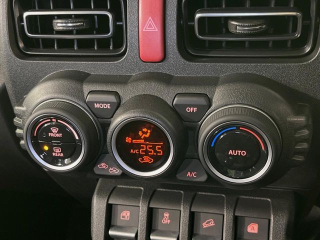 SUZUKI JIMNY NOMADE 2025