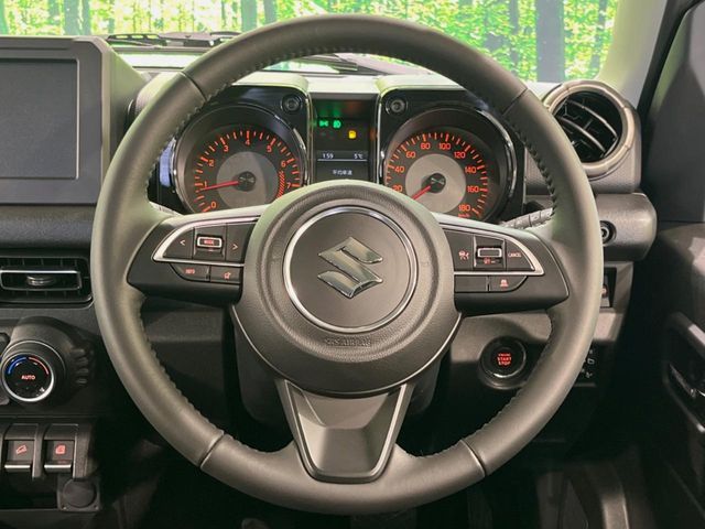 SUZUKI JIMNY NOMADE 2025