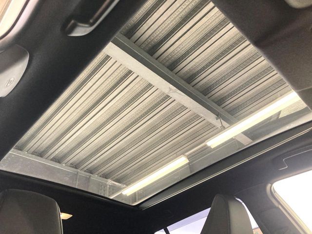 TOYOTA COROLLA CROSS HYBRID 2025