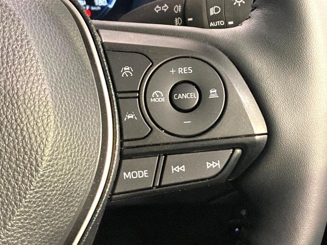 TOYOTA COROLLA CROSS HYBRID 2025