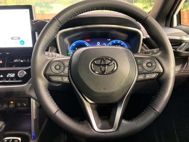 TOYOTA COROLLA CROSS HYBRID 2025