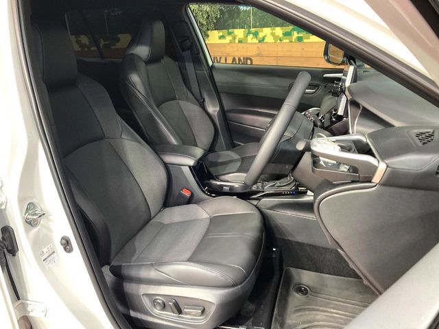 TOYOTA COROLLA CROSS HYBRID 2025