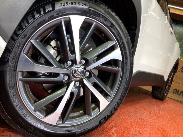 TOYOTA COROLLA CROSS HYBRID 2025