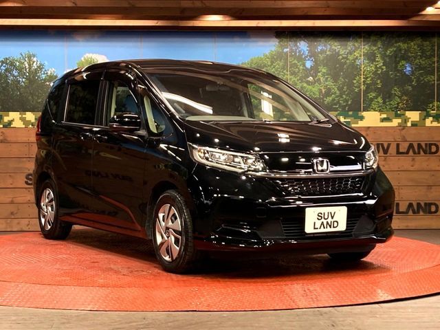 HONDA FREED HYBRID 2023
