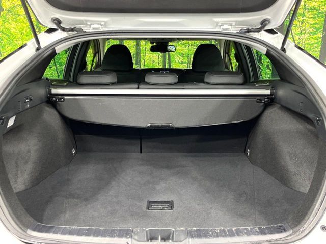 TOYOTA PRIUS 4WD 2022