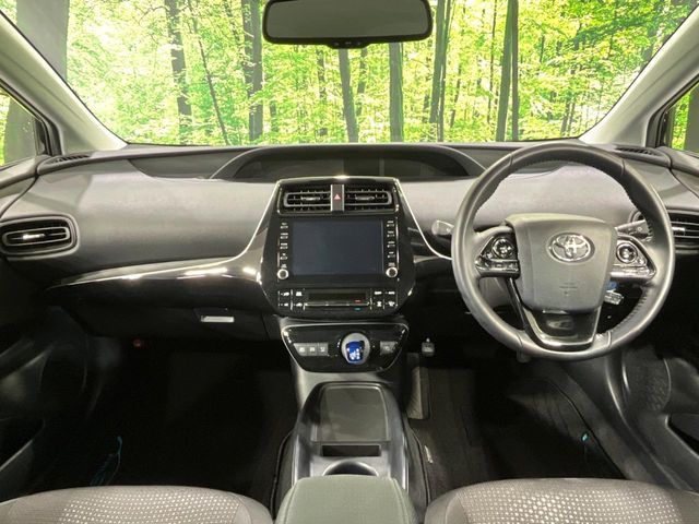 TOYOTA PRIUS 4WD 2022