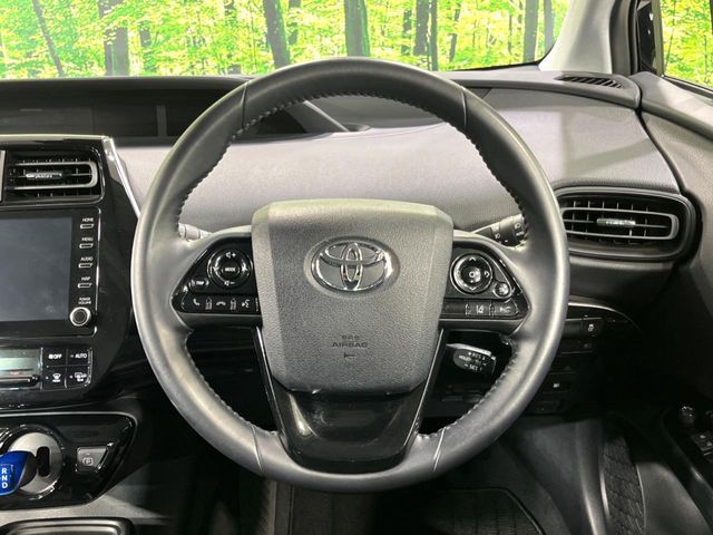 TOYOTA PRIUS 4WD 2022