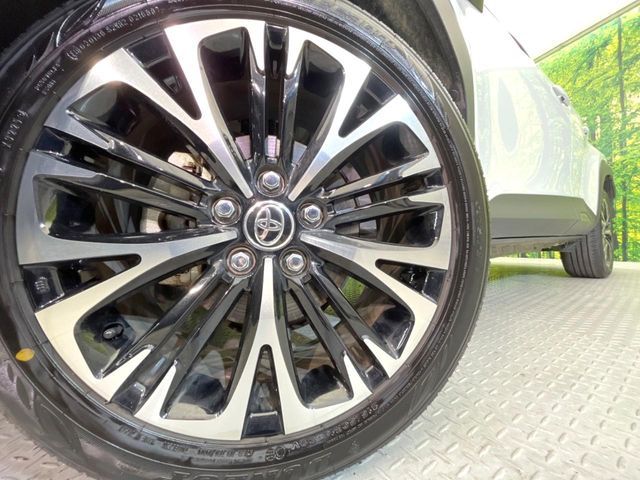 TOYOTA YARIS CROSS HYBRID 2025