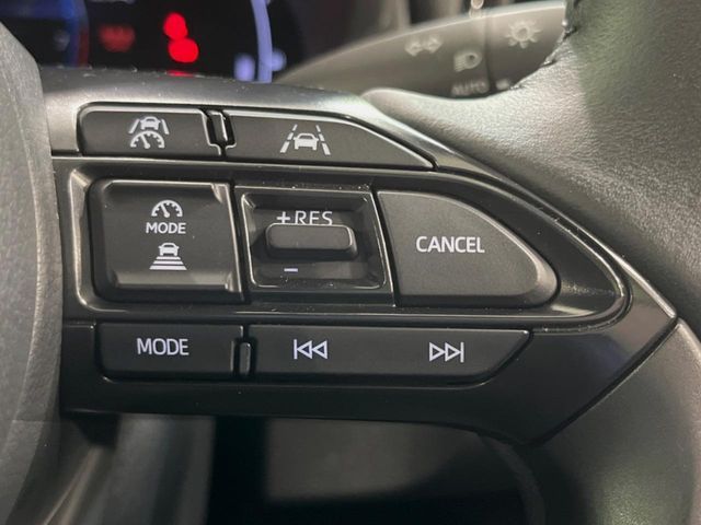 TOYOTA YARIS CROSS 2025