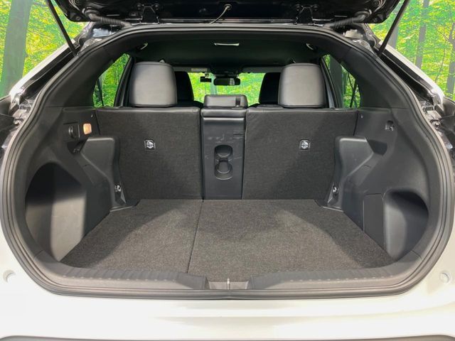 TOYOTA YARIS CROSS 2025