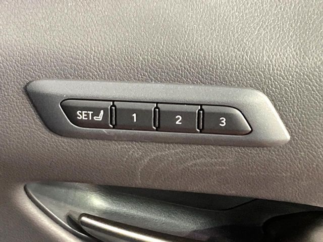 TOYOTA LEXUS UX200 2019