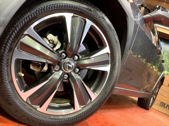 TOYOTA LEXUS UX200 2019