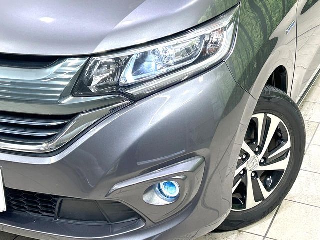 HONDA FREED HYBRID 2019
