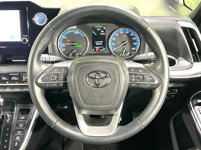 TOYOTA NOAH HYBRID 2022