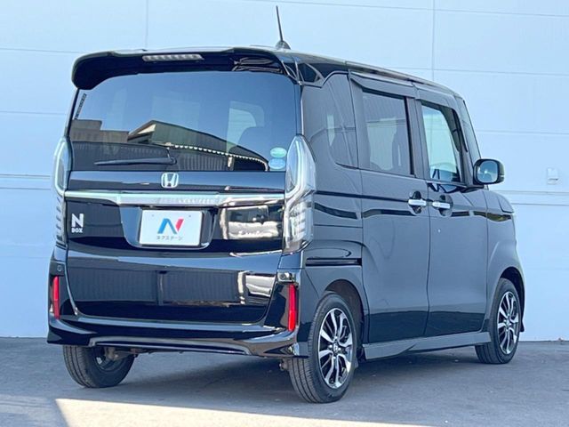 HONDA N BOX 2017