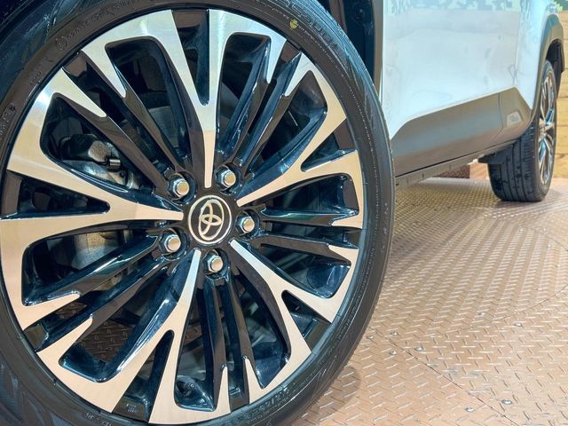 TOYOTA YARIS CROSS HYBRID 2025