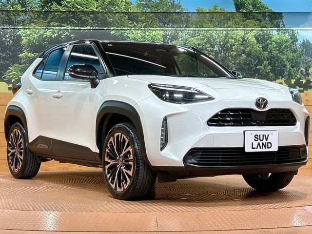 TOYOTA YARIS CROSS HYBRID 2025