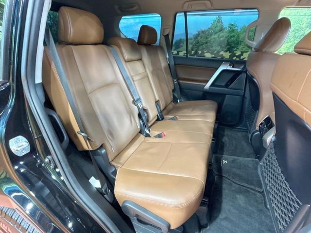 TOYOTA LANDCRUISER PRADO 2021