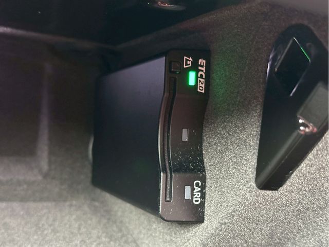 PORSCHE PORSCHE Macan 2023