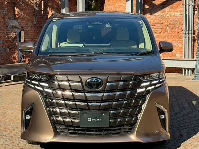 TOYOTA ALPHARD hybrid 4WD 2023
