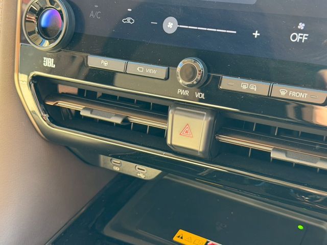 TOYOTA ALPHARD hybrid 4WD 2023