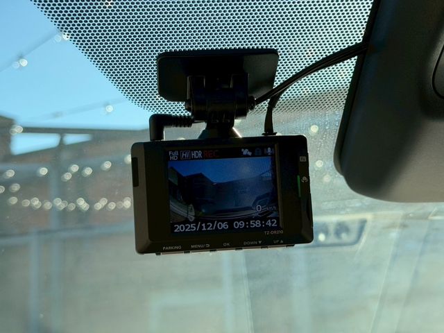 TOYOTA ALPHARD hybrid 4WD 2023