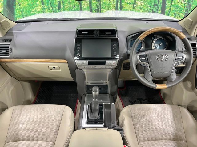 TOYOTA LANDCRUISER PRADO 2022