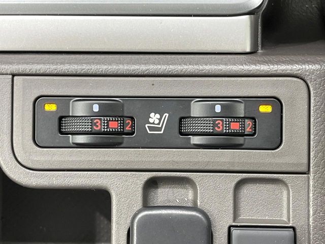 TOYOTA LANDCRUISER PRADO 2022