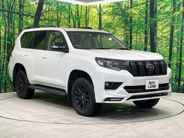TOYOTA LANDCRUISER PRADO 2022
