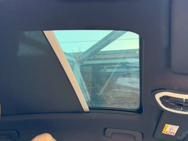 PORSCHE PORSCHE Macan 2021