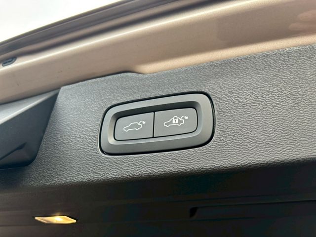 VOLVO VOLVO V60 2022