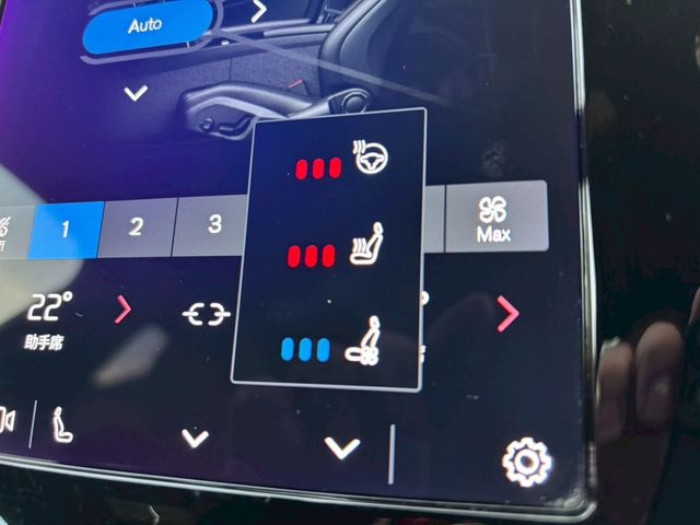 VOLVO VOLVO V60 2022