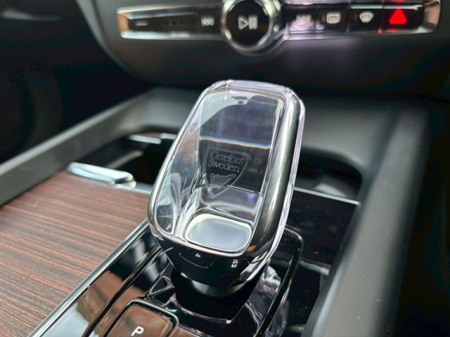 VOLVO VOLVO V60 2022