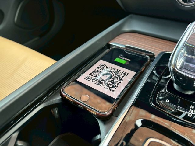 VOLVO VOLVO V60 2022