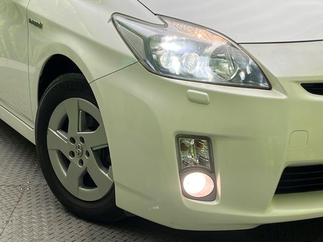 TOYOTA PRIUS 2010