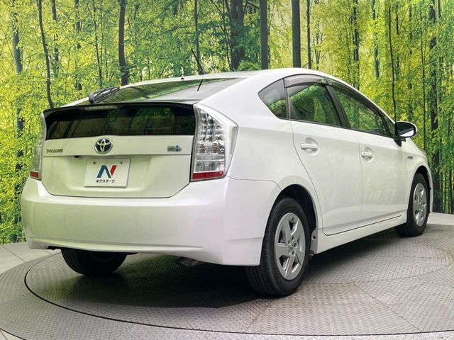 TOYOTA PRIUS 2010