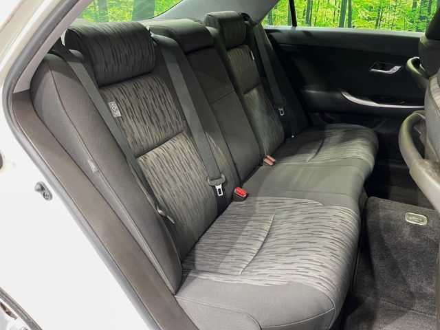 TOYOTA CROWN sedan 2011