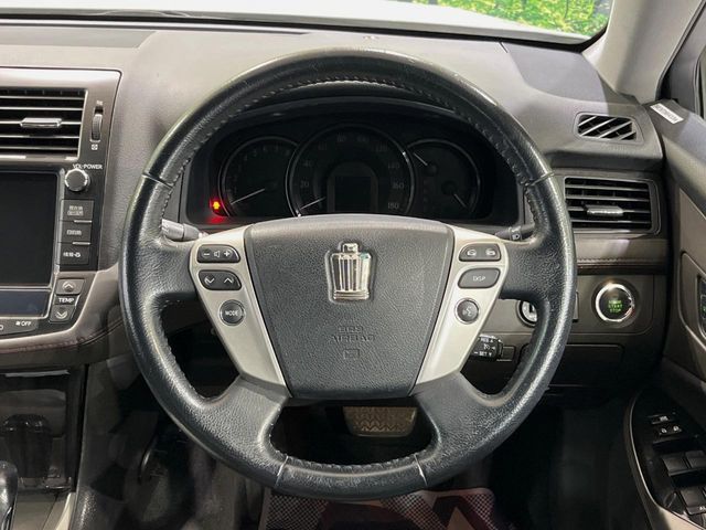 TOYOTA CROWN sedan 2011