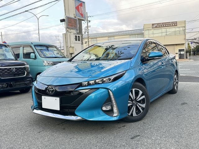 TOYOTA PRIUS PHV 2017
