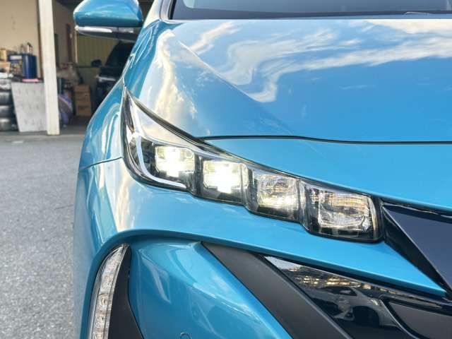 TOYOTA PRIUS PHV 2017