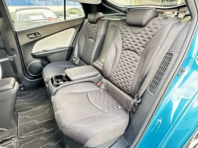 TOYOTA PRIUS PHV 2017