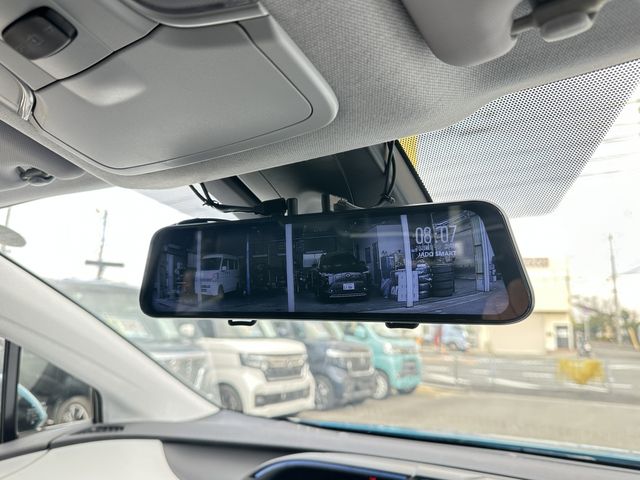 TOYOTA PRIUS PHV 2017