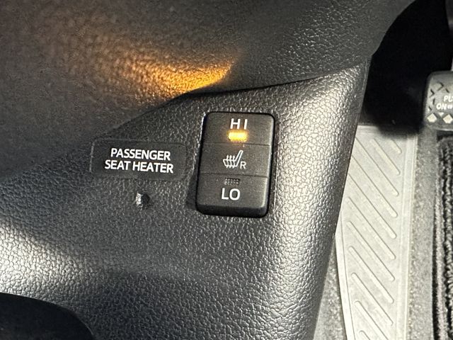 TOYOTA PRIUS PHV 2017