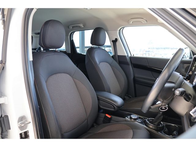 BMW BMW MINI COOPER D CROSSOVER 2017