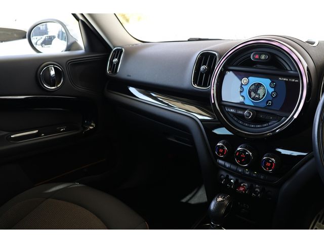 BMW BMW MINI COOPER D CROSSOVER 2017