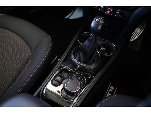 BMW BMW MINI COOPER D CROSSOVER 2017