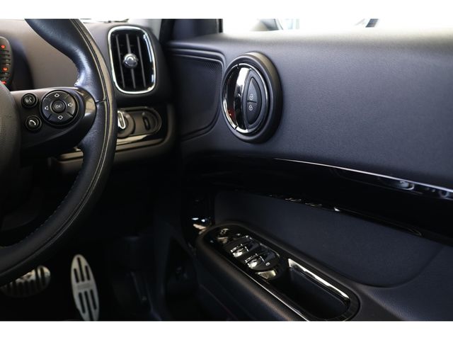 BMW BMW MINI COOPER D CROSSOVER 2017