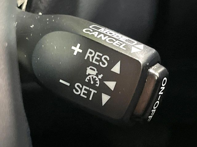 TOYOTA ALPHARD hybrid 4WD 2015